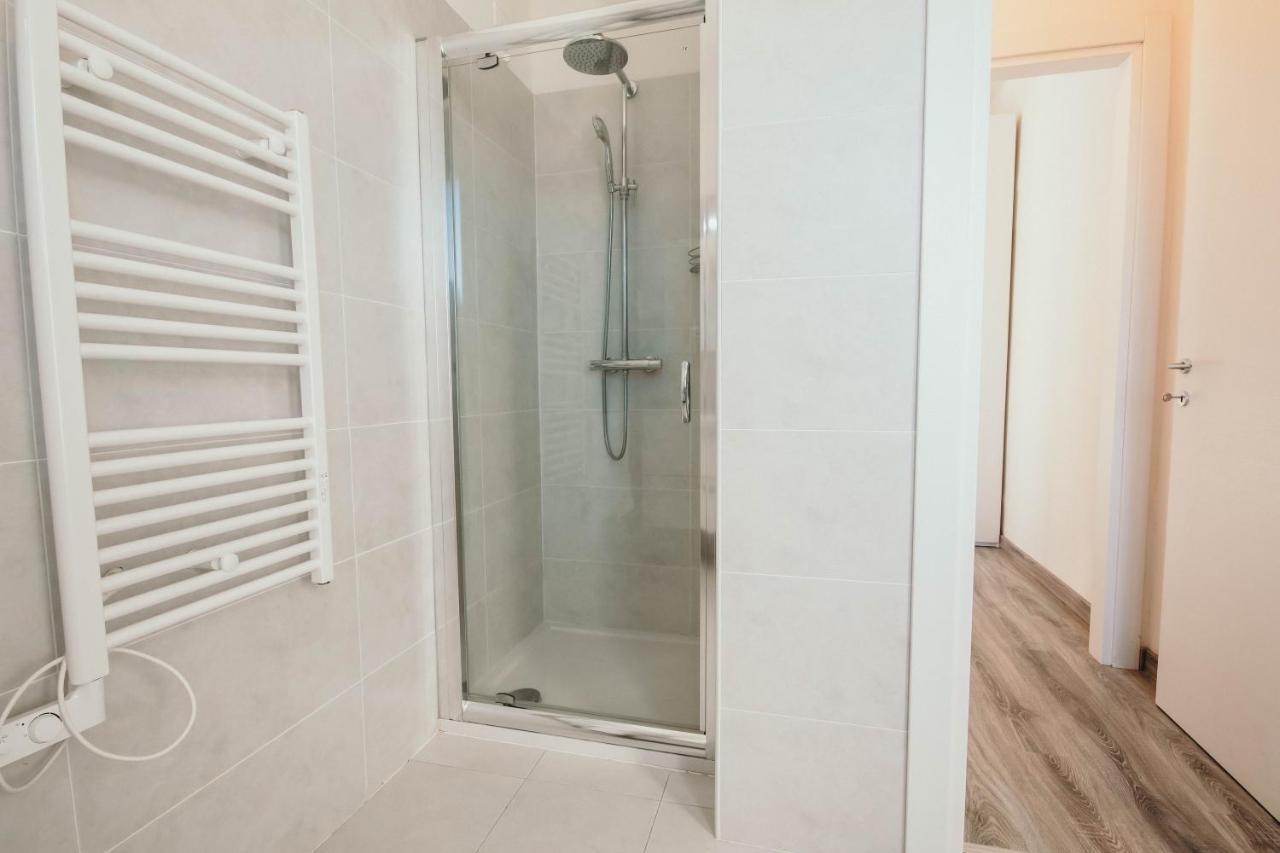 Al 13 Rosso - Lakeside Leisure & Business Stresa Exterior foto